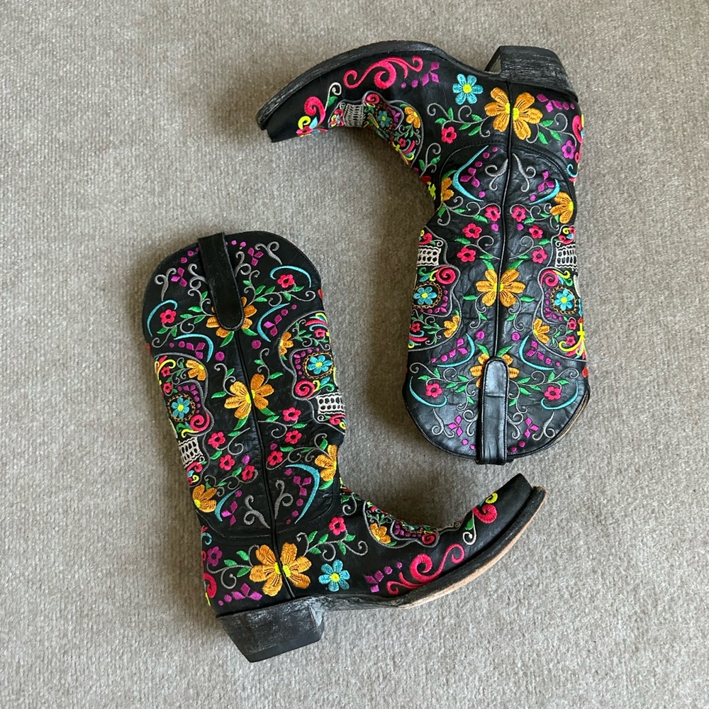 Old Gringo Black Boots with Multicolor Floral Embroidery